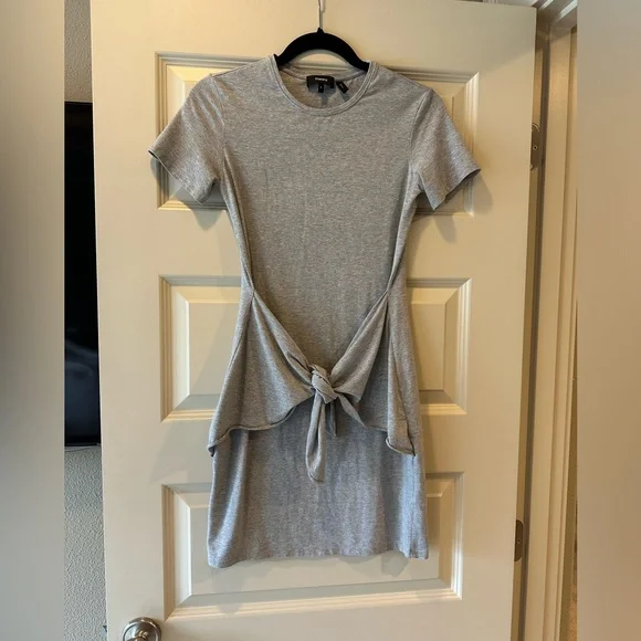 Theory Dakui Gray Tee Shirt Dress with Front tie Detail - Picture 3 of 8